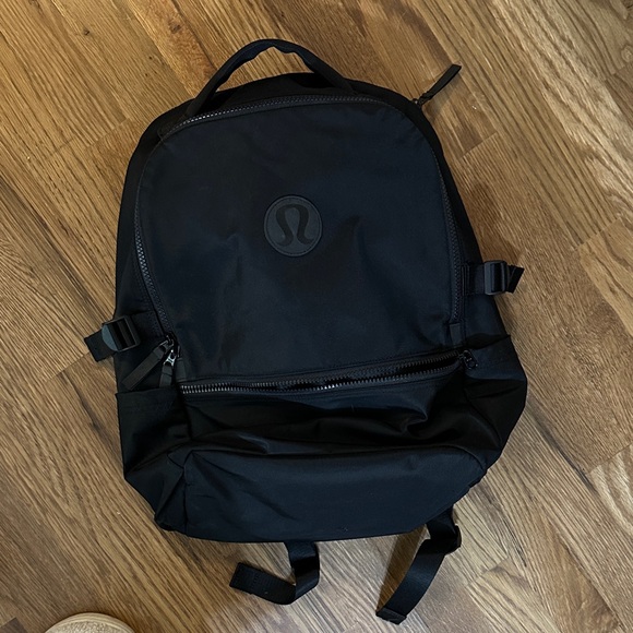 lululemon athletica Black Backpack - Picture 1 of 1